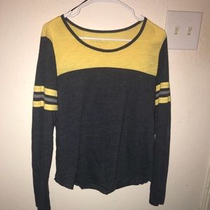 A black and yellow long sleeve shirt